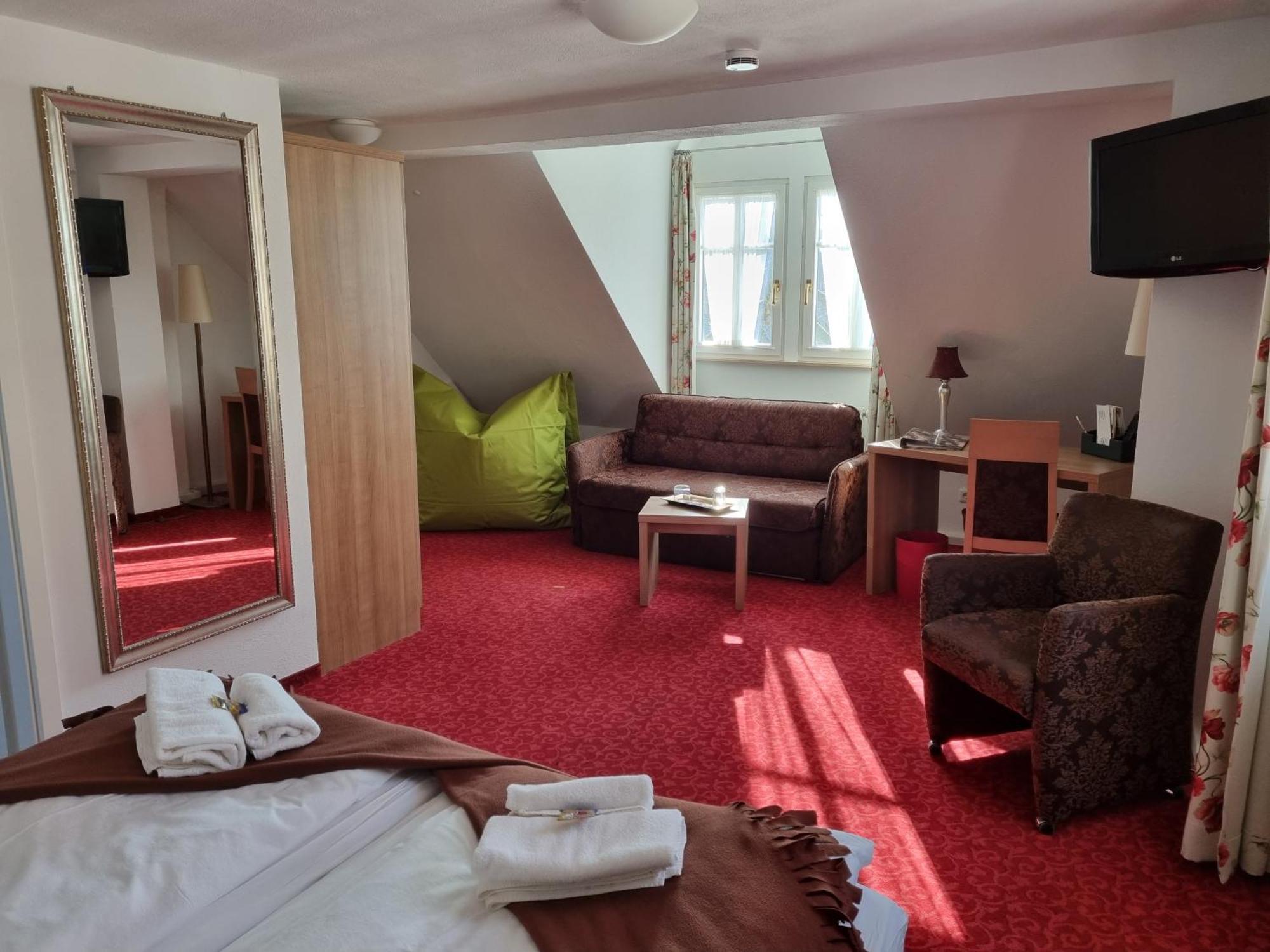Boutiquehotel Goldene Rose - Self-Check-In Ротенбург-на-Таубере Экстерьер фото