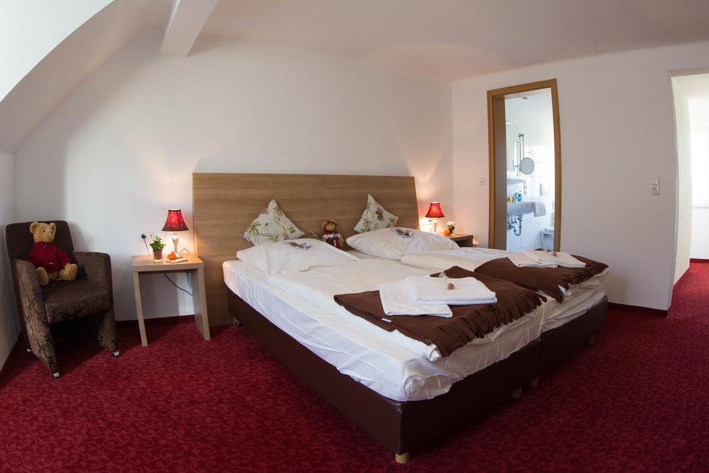 Boutiquehotel Goldene Rose - Self-Check-In Ротенбург-на-Таубере Экстерьер фото