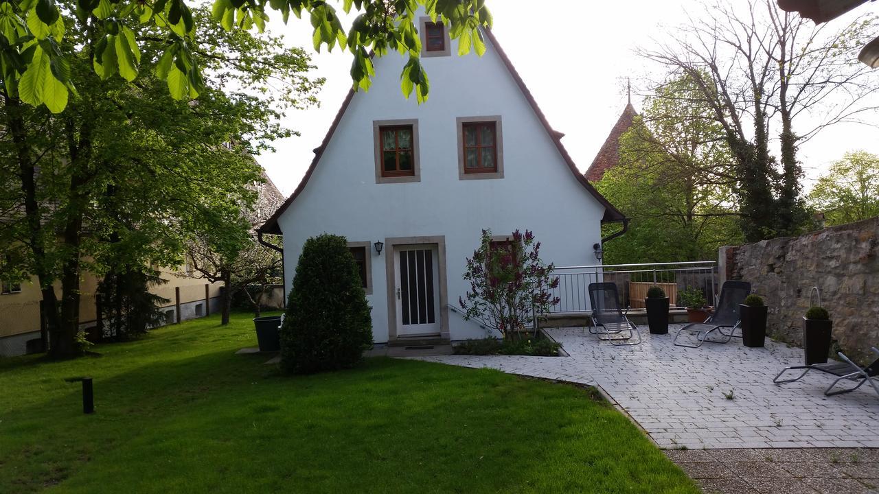 Boutiquehotel Goldene Rose - Self-Check-In Ротенбург-на-Таубере Экстерьер фото