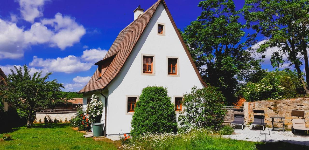 Boutiquehotel Goldene Rose - Self-Check-In Ротенбург-на-Таубере Экстерьер фото